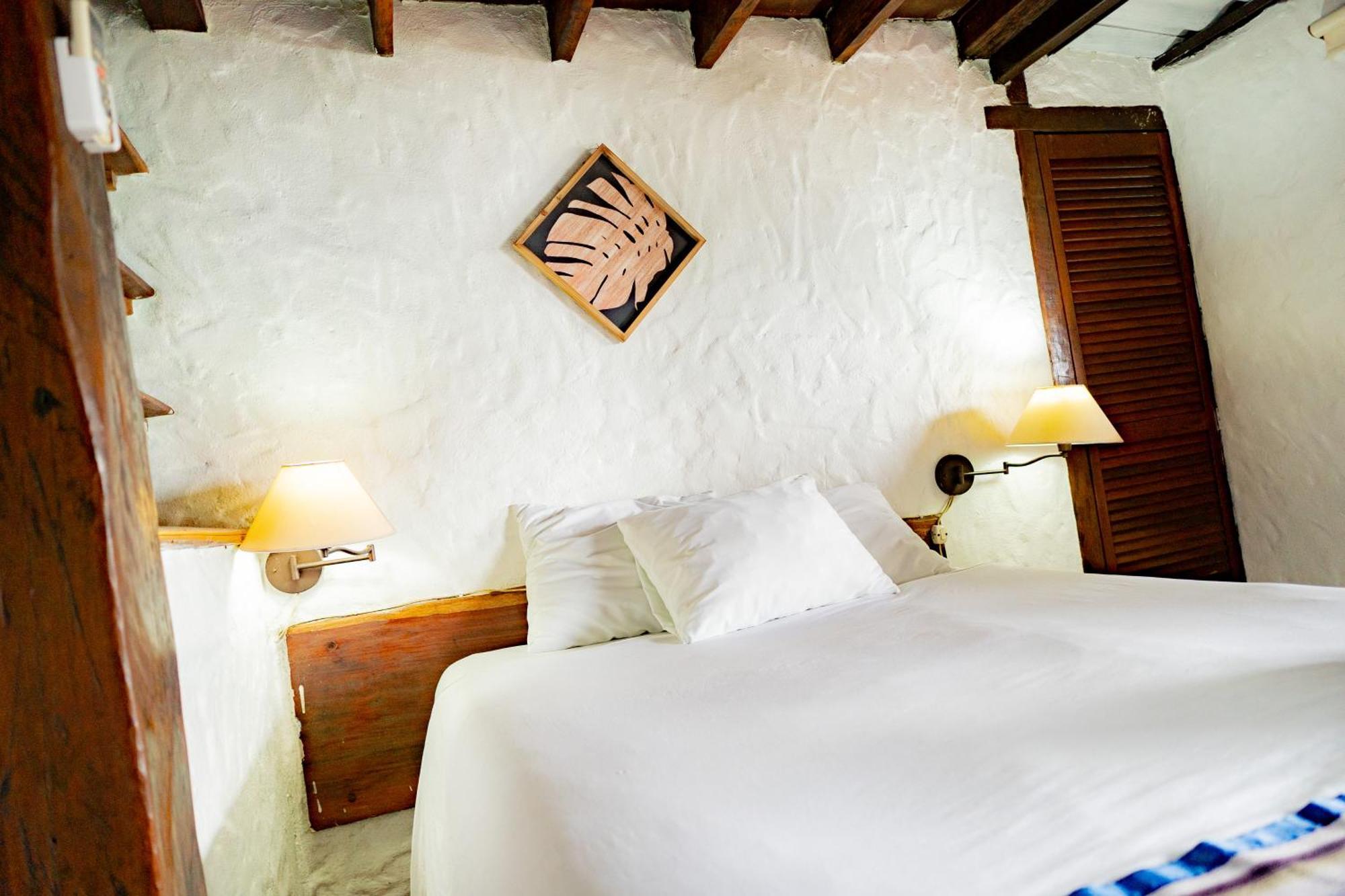 Ranchos De Chalia Panama Hotell Portobelo Exteriör bild