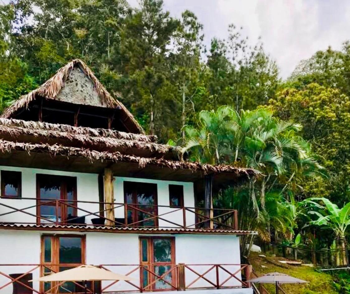 Ranchos De Chalia Panama Hotell Portobelo Exteriör bild