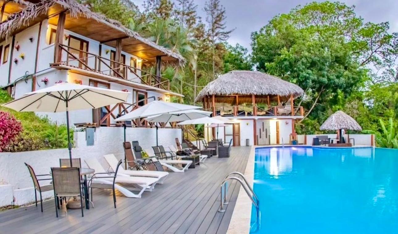 Ranchos De Chalia Panama Hotell Portobelo Exteriör bild
