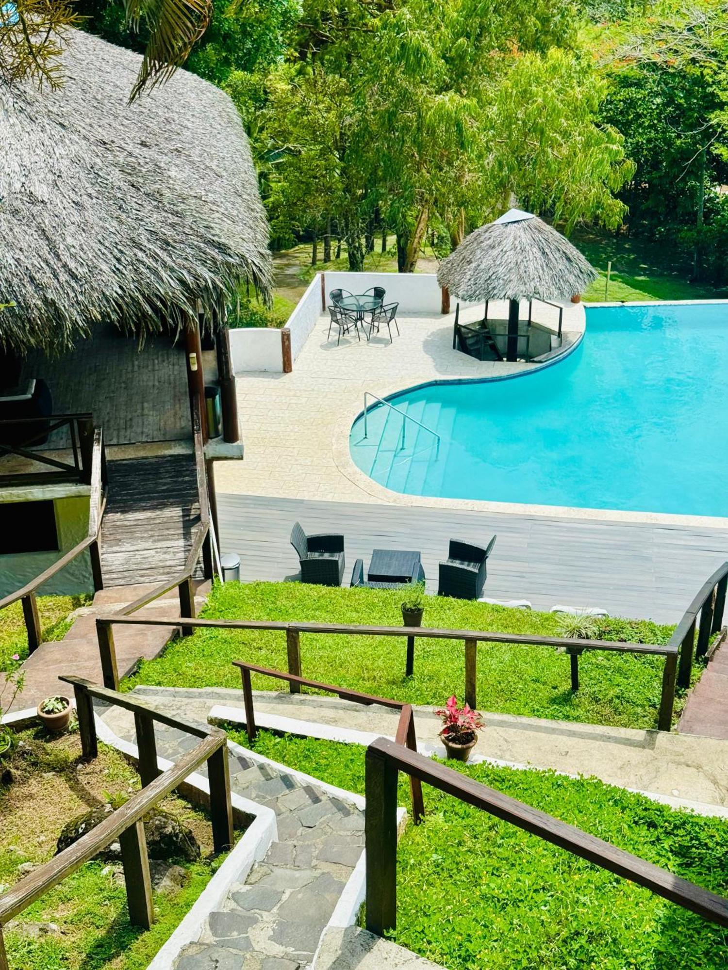 Ranchos De Chalia Panama Hotell Portobelo Exteriör bild