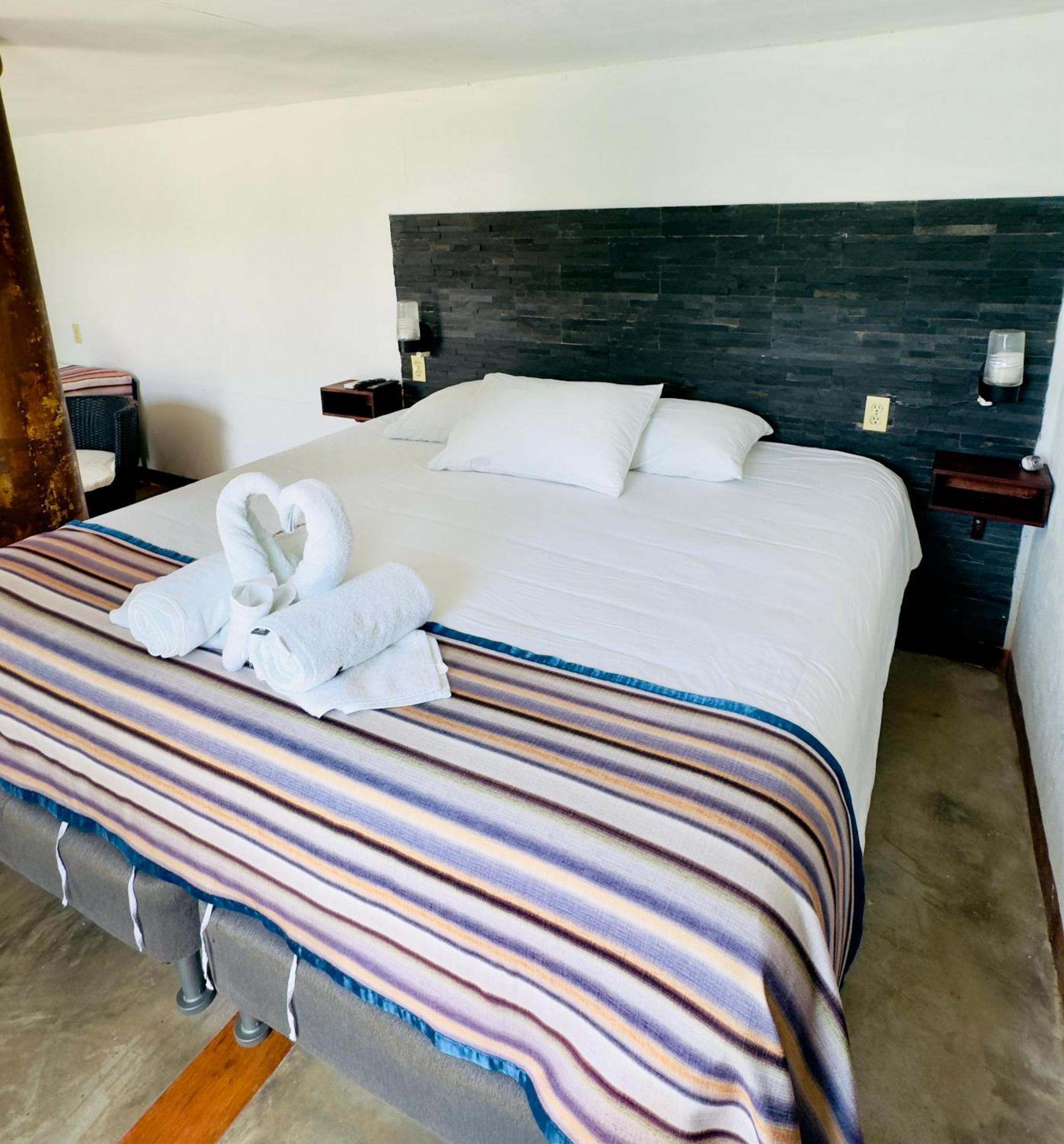 Ranchos De Chalia Panama Hotell Portobelo Exteriör bild