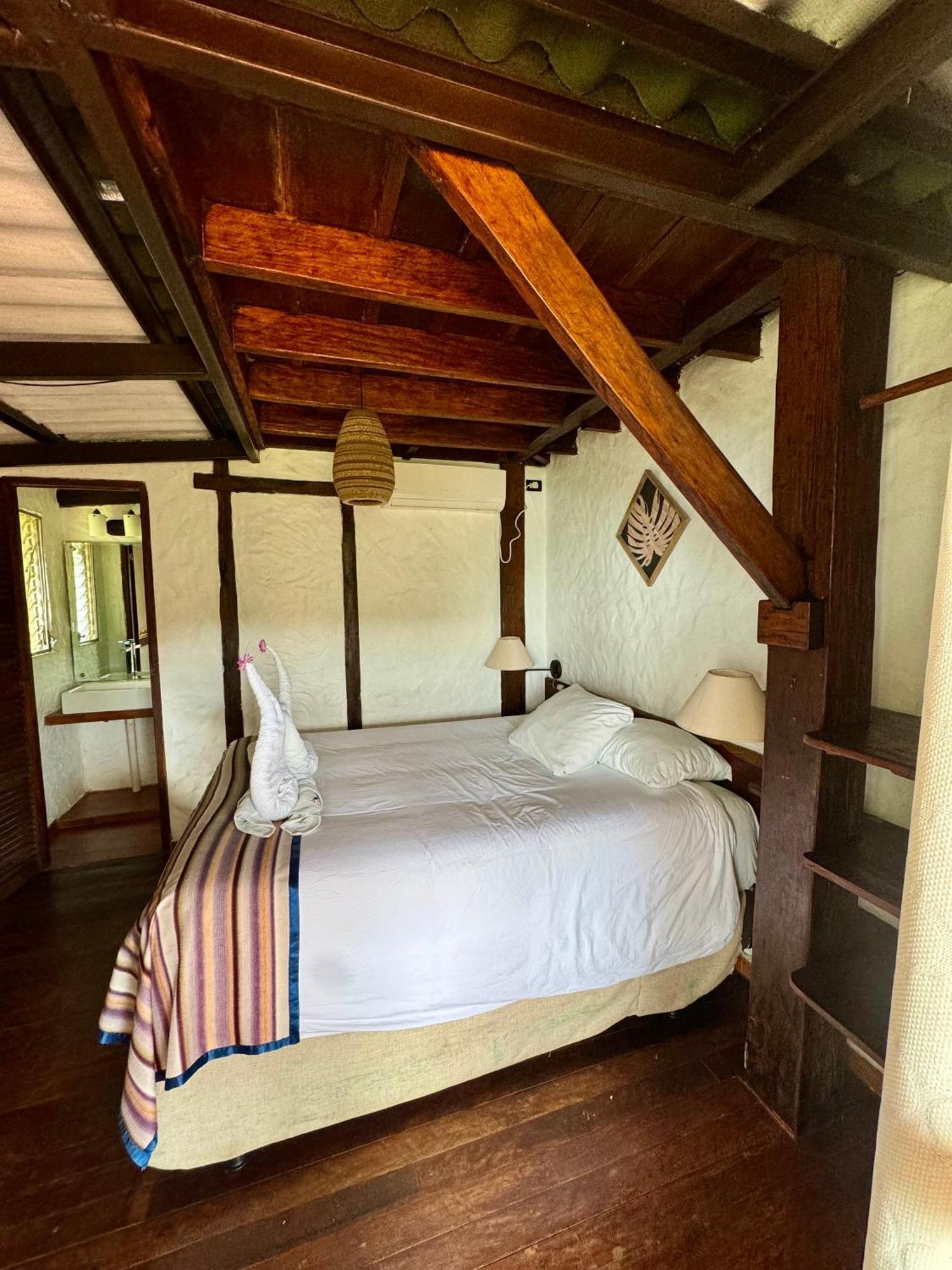 Ranchos De Chalia Panama Hotell Portobelo Exteriör bild