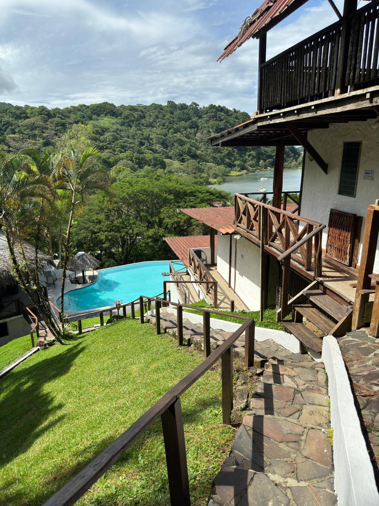 Ranchos De Chalia Panama Hotell Portobelo Exteriör bild